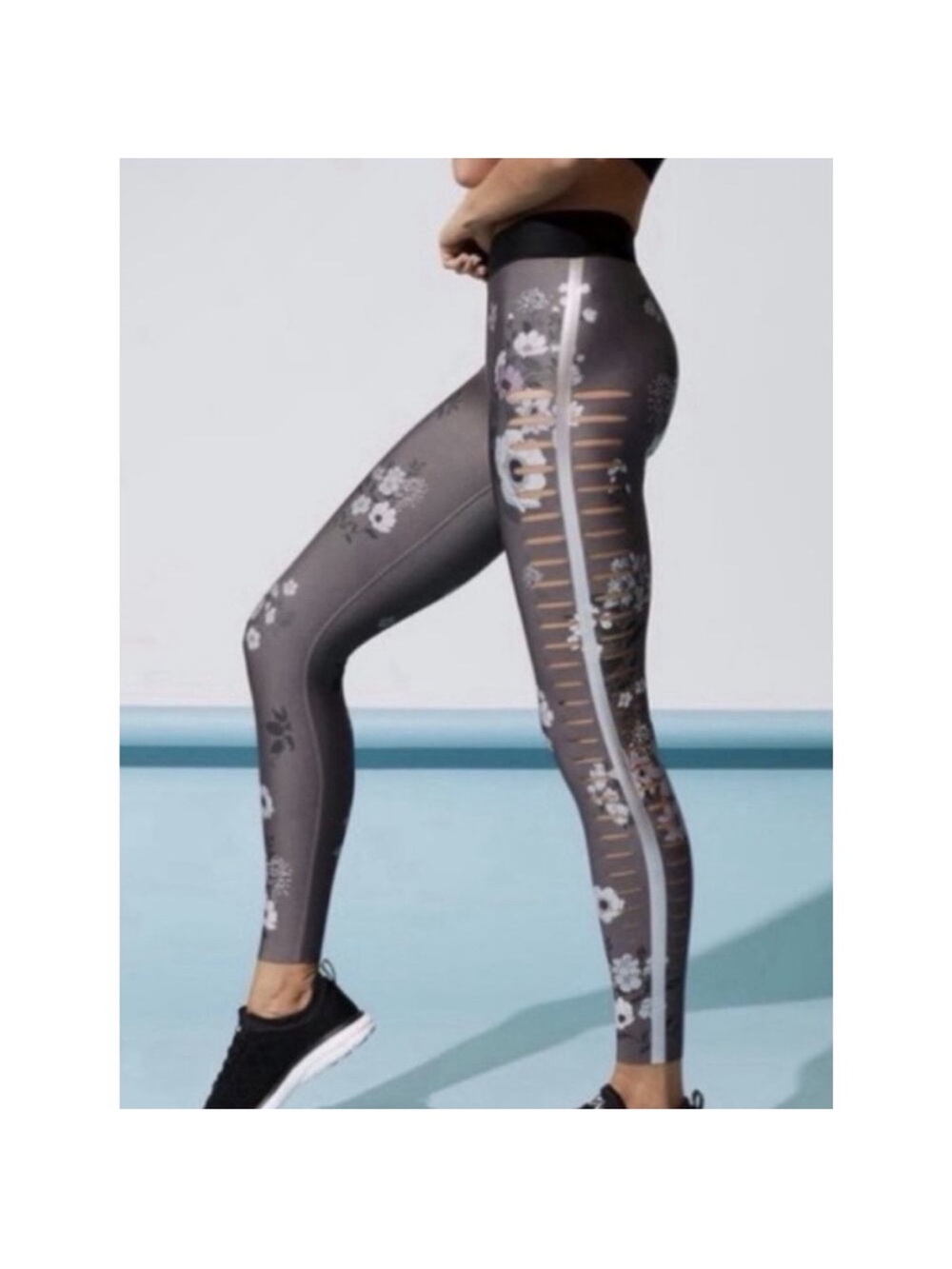 Ultracor Etherea Slash Leggings Size Medium